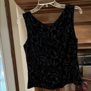 Ann Taylor Black Fitted Sleeveless Top